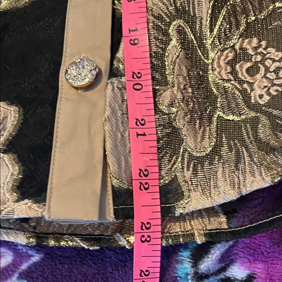 JODIFL Black Beige Gold Shimmering Embroidered Blouse Jacket - Picture 8 of 9